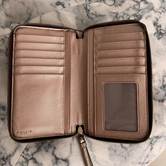 Coach Swagger Rose Gold handbag and wallet - Picture 9 of 12